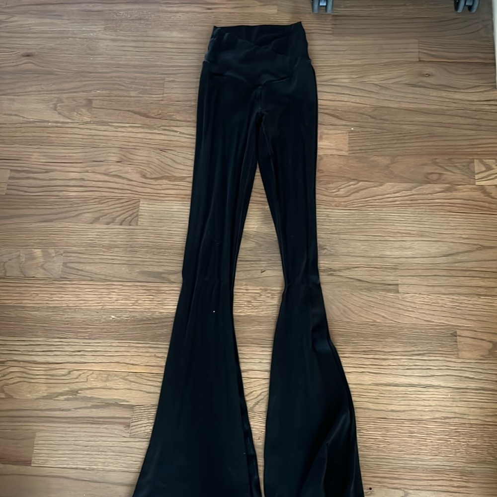 Black aerie flare flare leggings size:xs